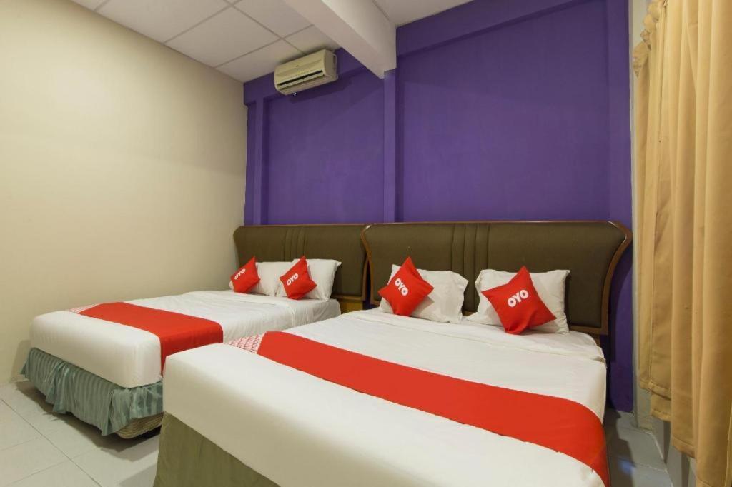 Oyo 44100 Hotel Casavilla Петалинг Джая Екстериор снимка