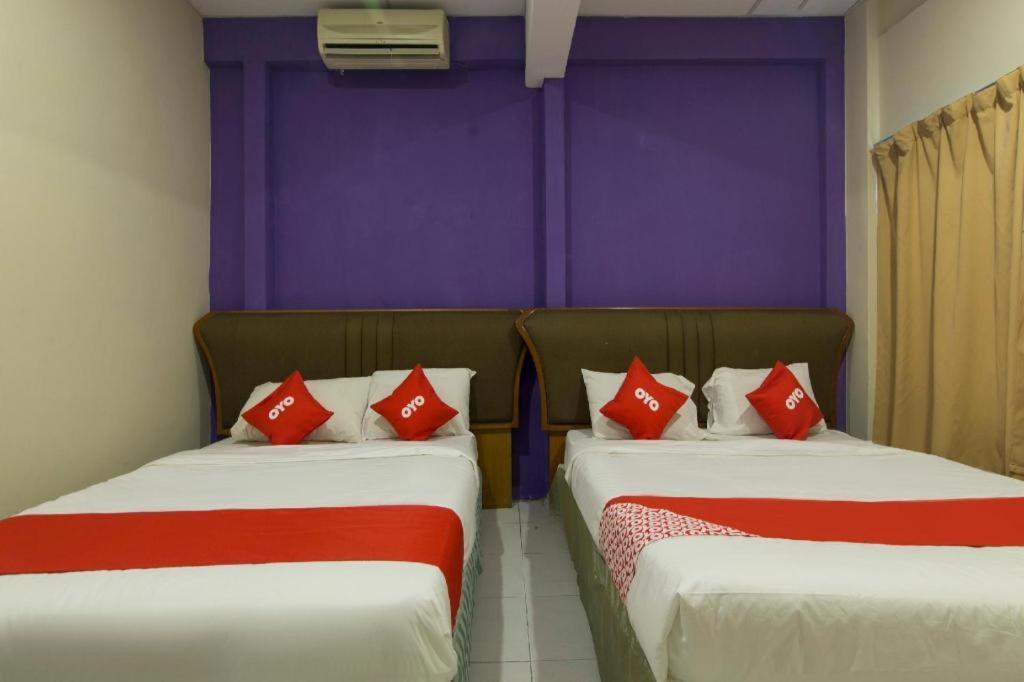 Oyo 44100 Hotel Casavilla Петалинг Джая Екстериор снимка