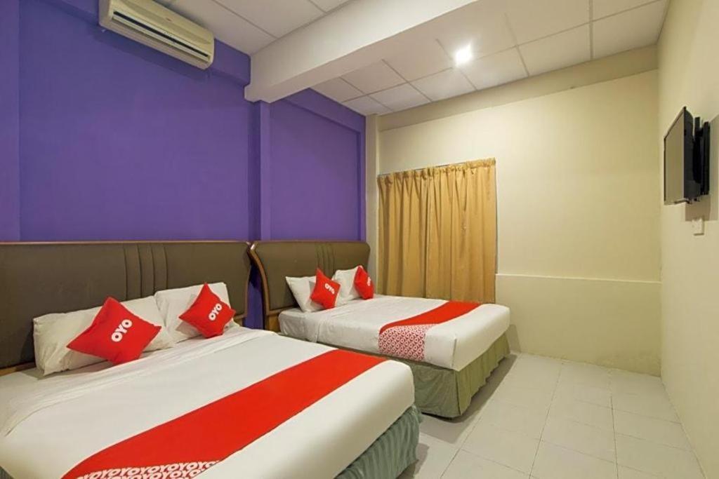 Oyo 44100 Hotel Casavilla Петалинг Джая Екстериор снимка
